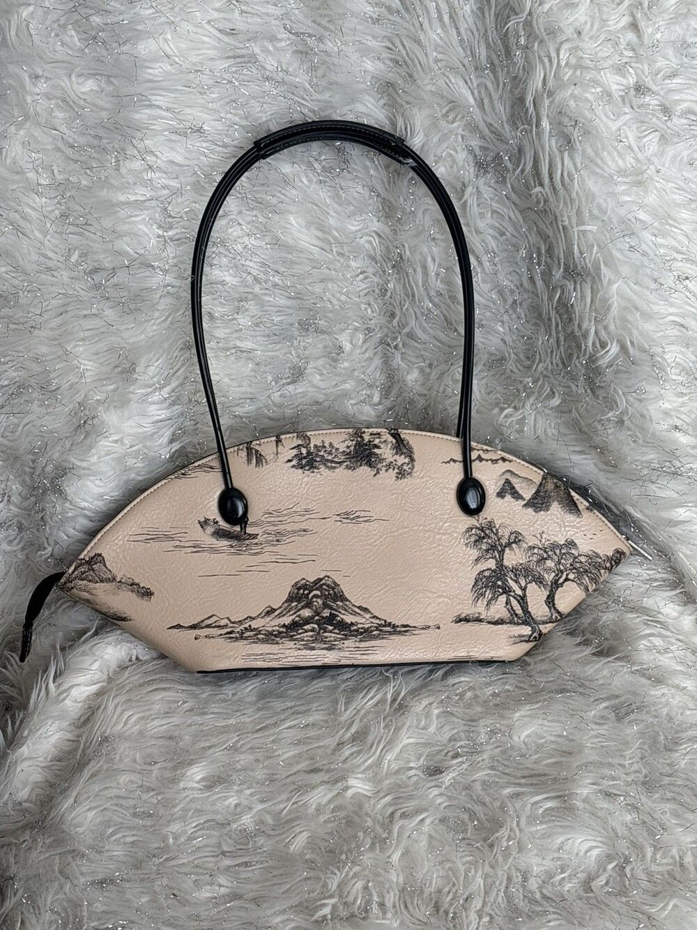 Fancy Evening Purse Unbranded Zipper Closure 2 Zipper Pockets Line Artwork